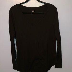 Long sleeve v-neck
